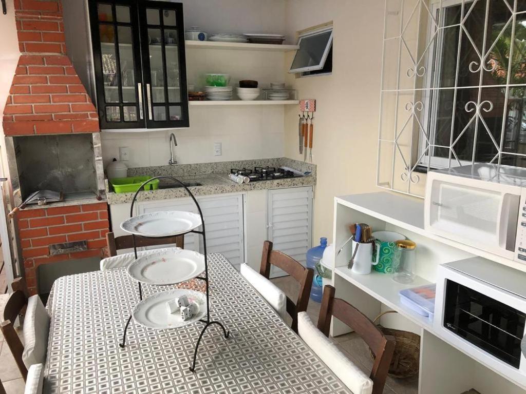 Casa Da Arvore Rua Pescada Amarela Bombinhas Exteriör bild